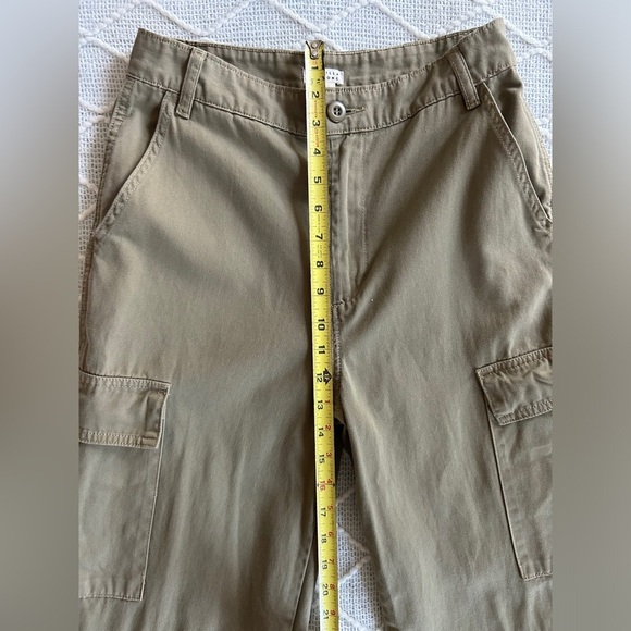 Billabong Women’s Green Relaxed Fit Cargo Pants. Size 27 - Picture 9 of 11